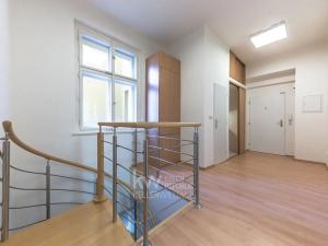 Pronájem kanceláře, Praha - Bubeneč, Jana Zajíce, 270 m2