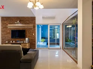 Pronájem rodinného domu, Pětihosty, 350 m2