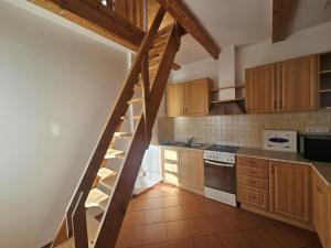 Pronájem bytu 2+kk, Babice, Na Návsi, 75 m2