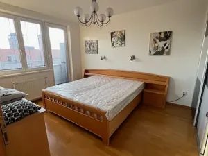 Pronájem bytu 2+1, Praha, Počernická, 62 m2