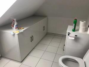 Pronájem bytu 2+kk, Tlučná, V Rybníčkách, 55 m2