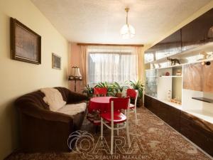 Prodej rodinného domu, Milovice - Benátecká Vrutice, 300 m2