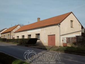 Prodej rodinného domu, Milovice - Benátecká Vrutice, 300 m2