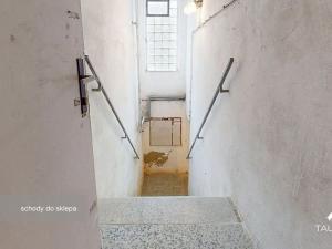 Prodej rodinného domu, Roupov, 525 m2