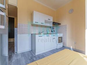 Prodej bytu 1+1, Havířov, Junácká, 35 m2