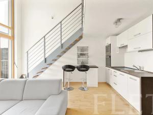 Pronájem bytu 2+kk, Praha - Libeň, U libeňského pivovaru, 46 m2