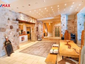 Prodej vily, Anatoliki Attiki,Řecko, 1285 m2