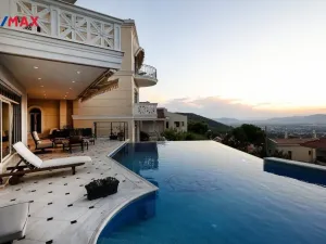 Prodej vily, East Attica Regional Unit,Řecko, 1285 m2