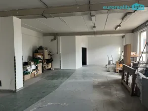 Pronájem skladu, Mariánské Lázně, třída Vítězství, 112 m2