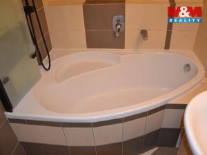 Prodej bytu 3+1, Jaroměř - Pražské Předměstí, Husova, 124 m2