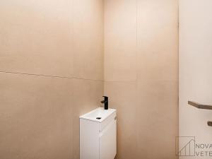 Pronájem bytu 2+kk, Praha - Žižkov, Květinková, 50 m2