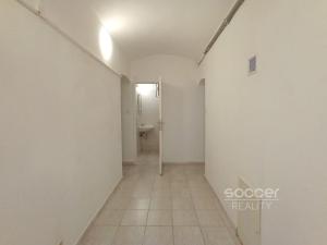 Pronájem kanceláře, Praha - Holešovice, Kamenická, 42 m2