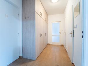 Pronájem bytu 2+1, Praha - Břevnov, Brunclíkova, 53 m2