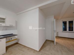 Pronájem bytu 2+kk, Opava - Komárov, Podvihovská, 45 m2