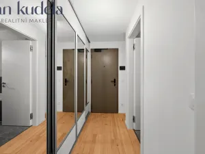 Pronájem bytu 1+kk, Brno, Bratislavská, 36 m2