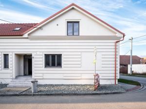 Prodej bytu 3+kk, Přísnotice, Žabčická, 75 m2