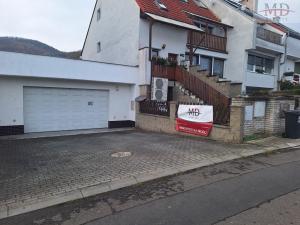 Prodej garáže, Chlumec, 105 m2