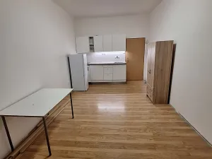 Pronájem bytu 1+kk, Praha - Michle, Jihlavská, 26 m2