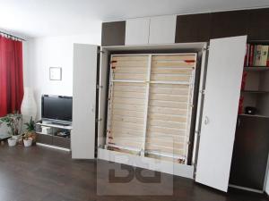 Pronájem bytu 1+kk, Praha - Vysočany, Podkovářská, 31 m2