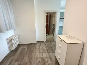 Pronájem bytu 3+1, Praha - Staré Město, Revoluční, 82 m2