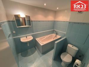 Pronájem bytu 1+kk, Praha - Bohnice, Štětínská, 39 m2