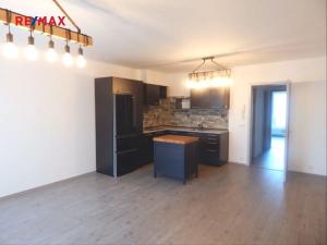 Pronájem bytu 3+kk, Kladno, Benediktínská, 78 m2