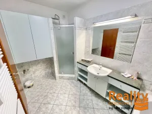 Pronájem bytu 3+kk, Otrokovice, nám. 3. května, 110 m2