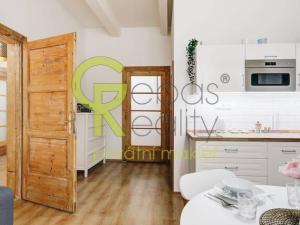 Pronájem bytu 2+kk, Praha, Na výtoni, 47 m2