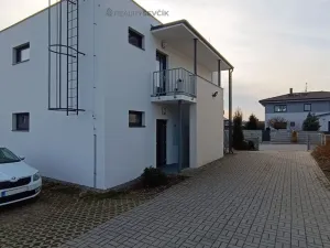 Prodej bytu 2+kk, Hluboká nad Vltavou, Ječná, 55 m2