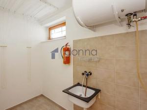 Pronájem rodinného domu, Praha, Nad šejdrem, 252 m2