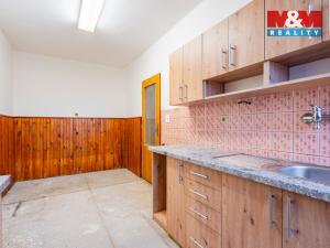 Prodej rodinného domu, Chlum, 220 m2