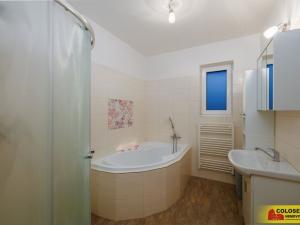 Prodej rodinného domu, Břežany, 133 m2