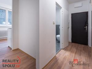 Pronájem bytu 2+1, Úpice, Sládkova, 56 m2