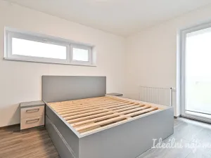 Pronájem bytu 2+kk, Brno - Žebětín, Křepelčí, 47 m2