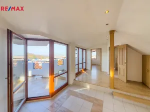 Prodej atypického bytu, Praha - Smíchov, Na Březince, 135 m2