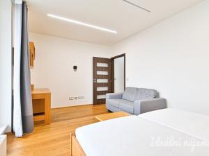 Pronájem bytu 2+1, Brno, Palackého třída, 60 m2