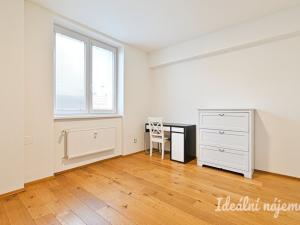 Pronájem bytu 2+1, Brno, Palackého třída, 60 m2