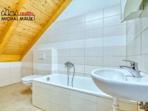 Pronájem bytu 1+kk, Hranice, Jiráskova, 20 m2