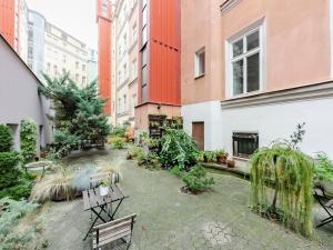 Pronájem bytu 3+1, Praha - Smíchov, Kroftova, 98 m2