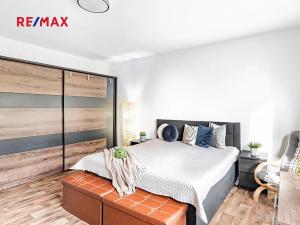 Prodej rodinného domu, Panenské Břežany, K dálnici, 202 m2