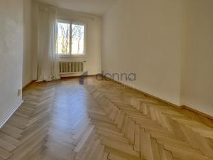 Pronájem bytu 2+kk, Praha - Vinohrady, Šrobárova, 47 m2