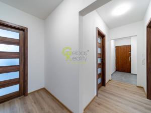 Pronájem bytu 3+1, Praha - Troja, Hnězdenská, 72 m2