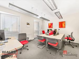 Pronájem kanceláře, Plzeň - Jižní Předměstí, Radobyčická, 66 m2