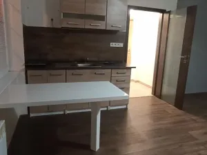 Pronájem bytu 2+kk, Teplice, gen. Svobody, 37 m2