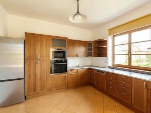 Pronájem vily, Praha - Břevnov, 316 m2