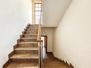 Pronájem vily, Praha - Břevnov, 316 m2