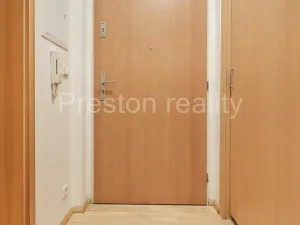 Pronájem bytu 1+kk, Praha - Vysočany, Za Lidovým domem, 27 m2