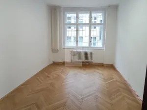 Pronájem kanceláře, Praha - Nové Město, V jámě, 125 m2