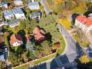 Prodej pozemku pro bydlení, Praha - Zličín, Hrozenkovská, 1647 m2