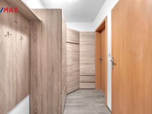 Pronájem bytu 1+kk, Milovice - Mladá, Slepá, 42 m2